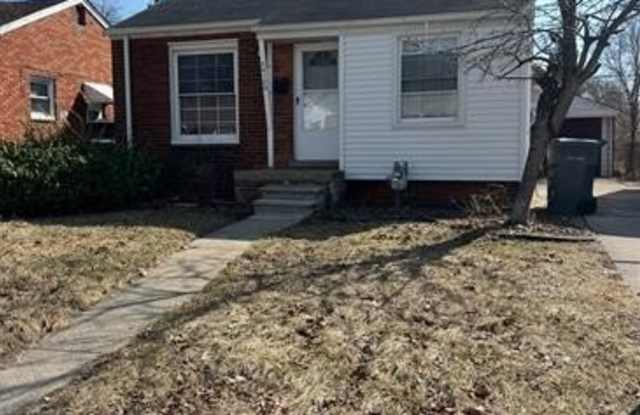 24125 ROSS Street - 24125 Ross Street, Dearborn, MI 48124