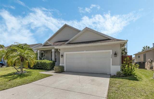 520 HOLLINGSHEAD LOOP photos photos