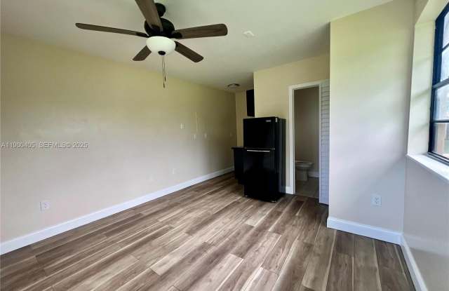 645 NW 1St Street photos photos 645 NW 1St Street photos photos