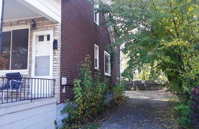 307 Kensington Ave Gallery 4