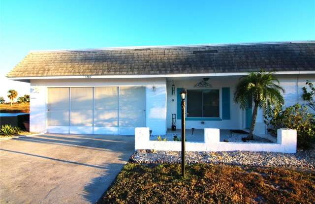 1207 LAKEHOUSE COURT photos photos
