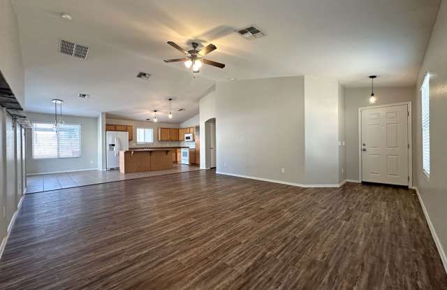 11820 W Banff Ln Gallery 2