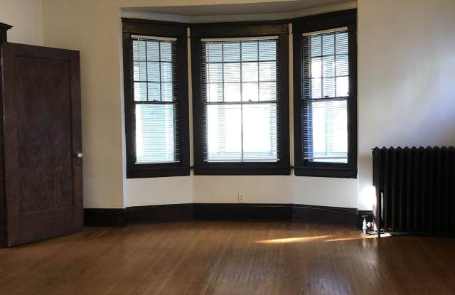 1321 SE 6th St. photos photos
