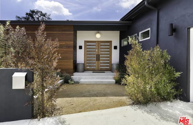 2935 HOLLYRIDGE Drive - 2935 Hollyridge Drive, Los Angeles, CA 90068