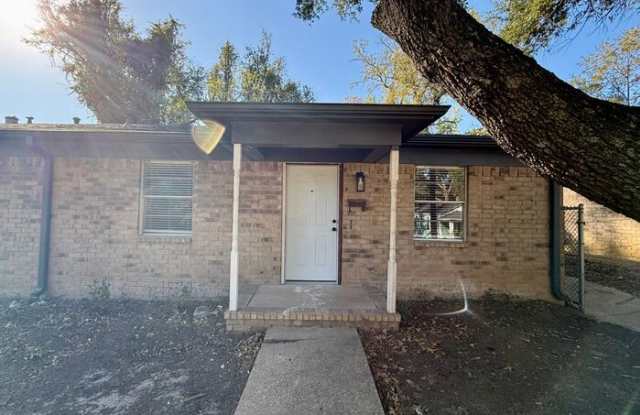 719 South Porter Avenue - 719 South Porter Avenue, Tyler, TX 75701