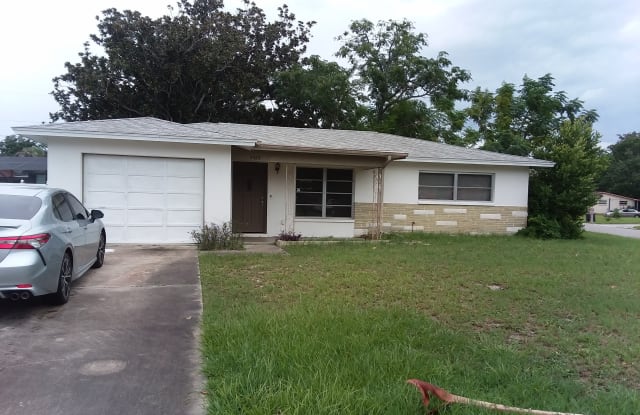 7423 Star Dust Dr - 7423 Star Dust Drive, Bayonet Point, FL 34668