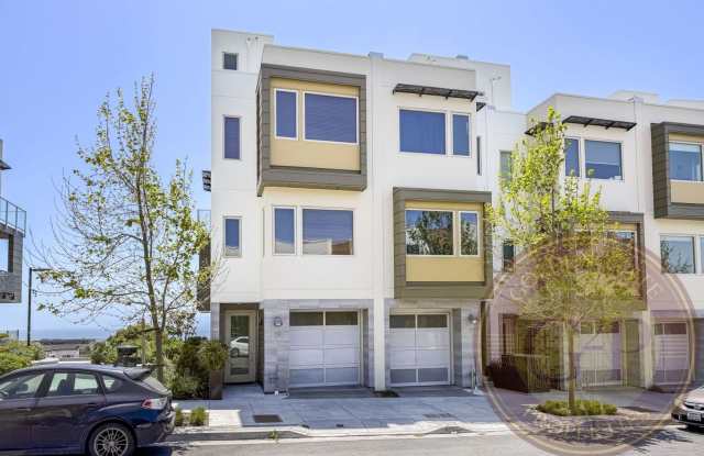 SF Shipyard - 3 BR, 2.5 BA Townhouse 1,634 Sq. Ft. - 3D Virtual Tour, 2-Car Garage - 29 Kirkwood Avenue, San Francisco, CA 94124