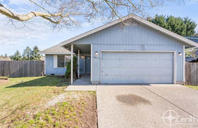 7017 NE 140th Ave - 7017 Northeast 140th Avenue, Orchards, WA 98682