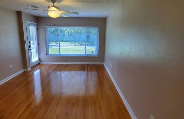 1033 N Thornton Ave. Gallery 3