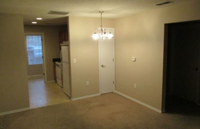 2919 Vinyards Parkway #5 - 2919 Vineyards Parkway, Branson, MO 65616