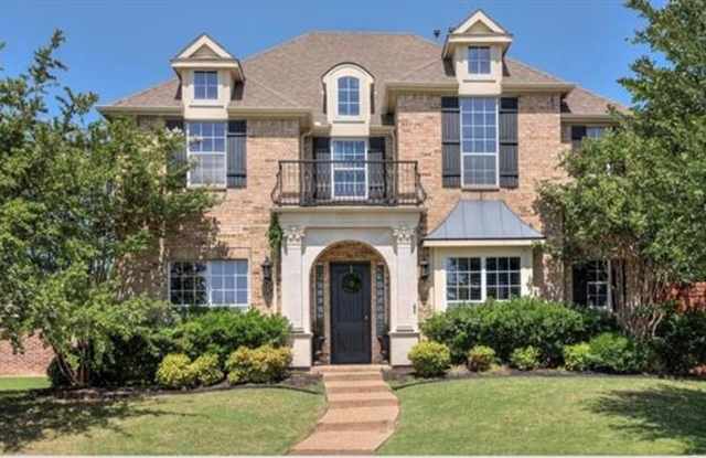 2750 Greenway Drive Gallery 3