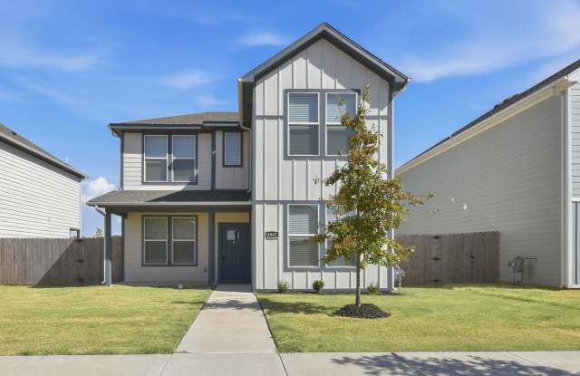4 Bed / 4 Bath Home – Only 4 Miles from the U of A – Available NOW photos photos 4 Bed / 4 Bath Home – Only 4 Miles from the U of A – Available NOW photos photos