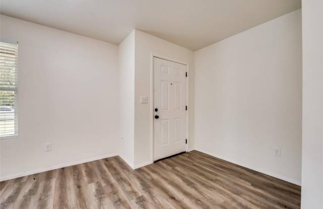 1506 N Buffalo Avenue Gallery 3