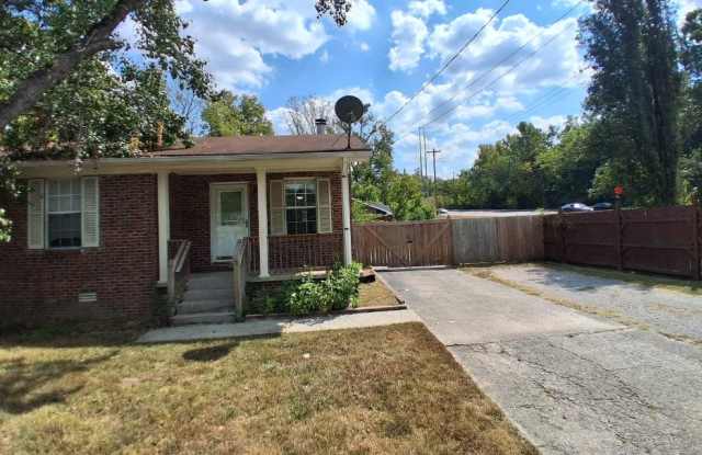 401 Brookview Estates Drive Gallery 2