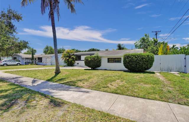 9910 Bahama Dr Gallery 2