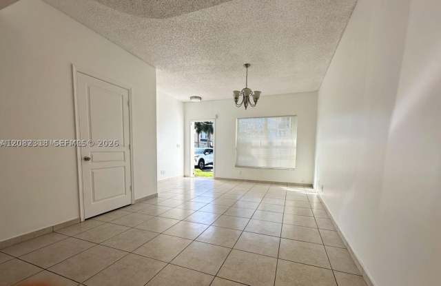 16705 Hemingway Dr Gallery 2