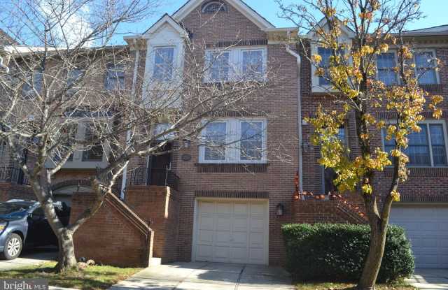 3947 VALLEY RIDGE Drive - 3947 Valley Ridge Drive, Fair Oaks, VA 22033