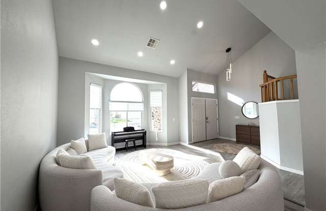 2724 Monrovia Drive Gallery 3