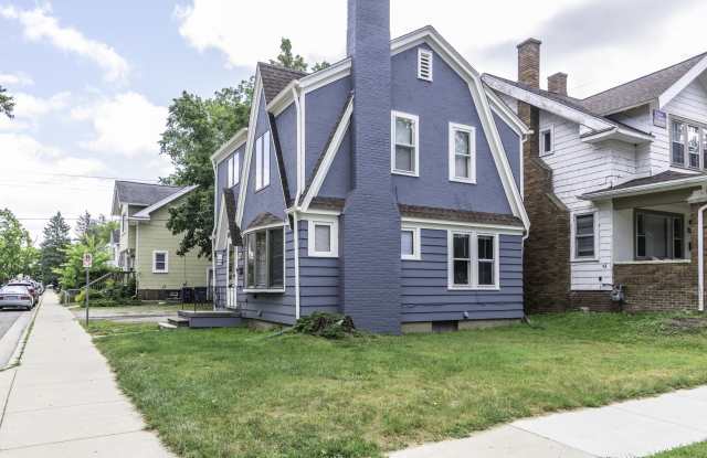 800 Sylvan Gallery 2