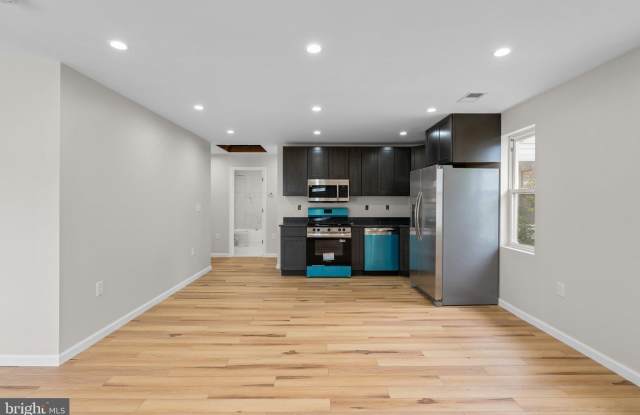 9605 8TH AVENUE photos photos