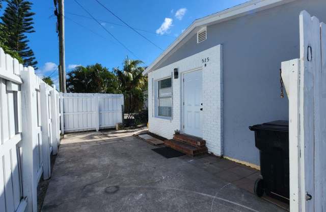 515 N 10th Avenue N photos photos