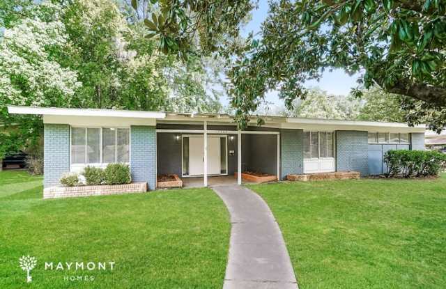 1342 Springdale Drive Gallery 1