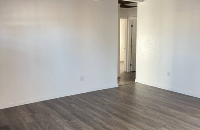 202 Mesa Street Gallery 3