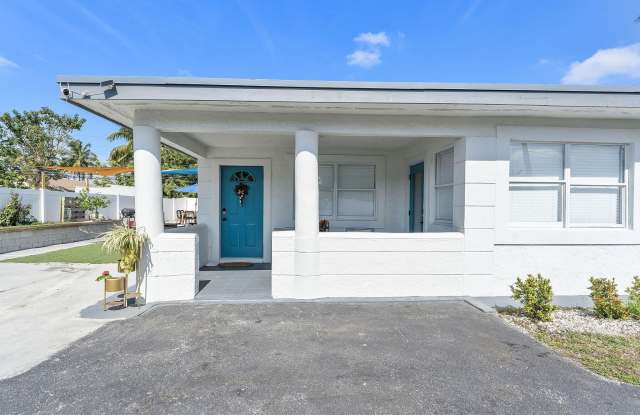 2629 SW 6th Court Gallery 4