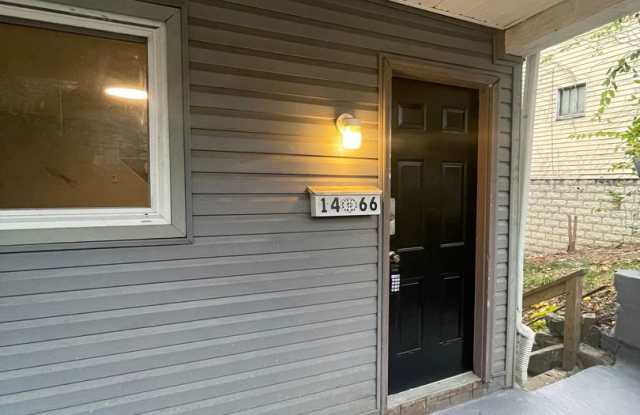 Renovated 3 bed 1 bath in Brighton Heights! photos photos