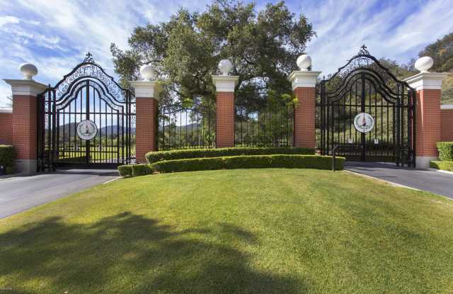 2454 Swanfield Court Gallery 2