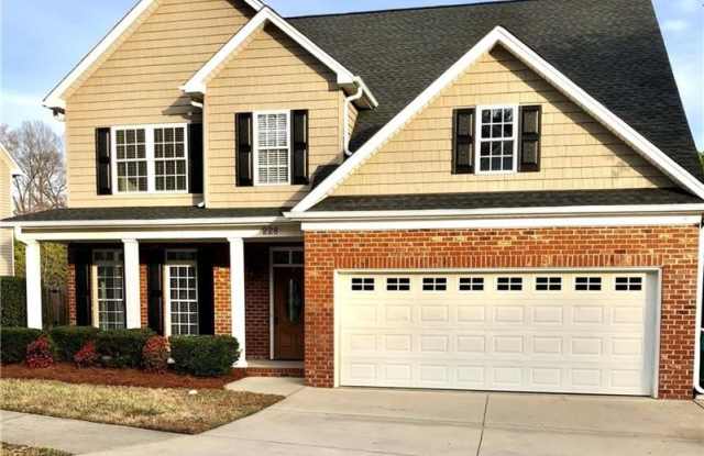 228 Cabot Drive - 228 Cabot Drive, Clemmons, NC 27103
