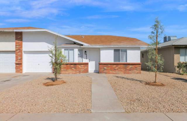 6825 N 81st Lane photos photos