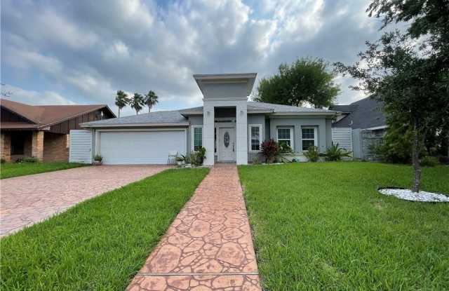 700 E Patsy Drive photos photos