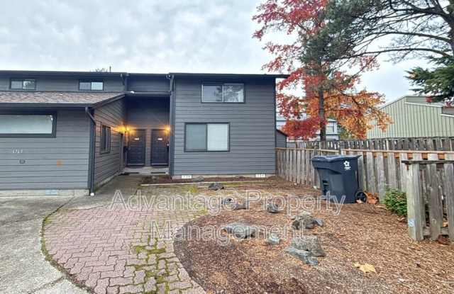 1765 NW Grant Ave - 1765 Northwest Grant Avenue, Corvallis, OR 97330