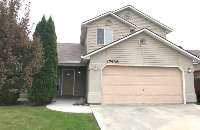 17938 Monarch | Easy Freeway & Shopping Access, Quality Bi-Level Home! photos photos