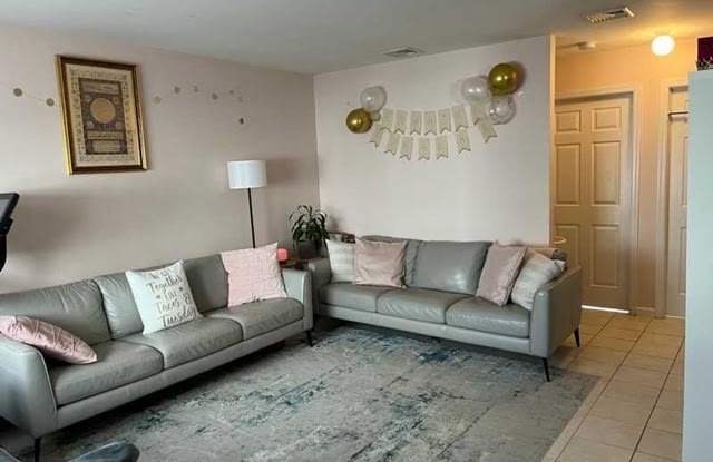 76 Phillips Avenue - 76 Phillips Avenue, Bergen County, NJ 07606