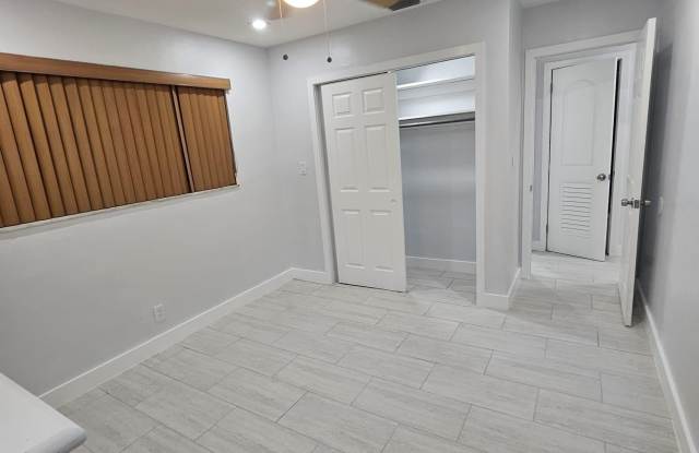 2040 SW 41st Avenue Gallery 4