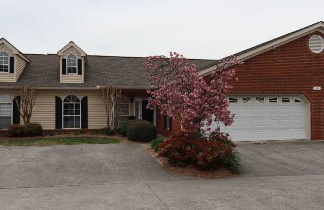 3 bed 2 bath Condo photos photos