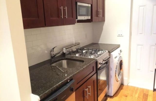 305 Mott St - 305 Mott Street, New York City, NY 10012