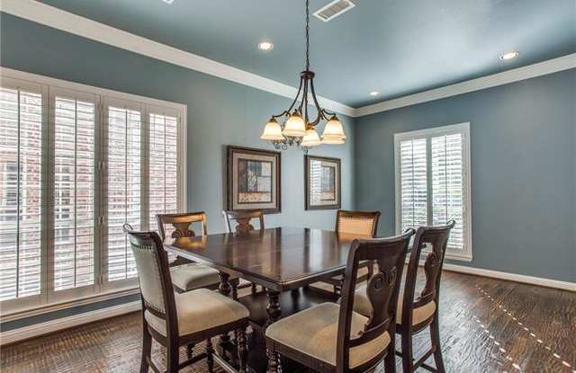11320 Berkeley Hall Lane Gallery 2
