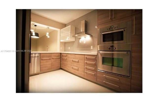 10730 NW 66 ST photos photos