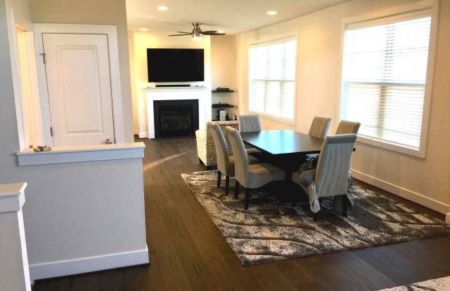22657 CLARKSBURG ROAD Gallery 3