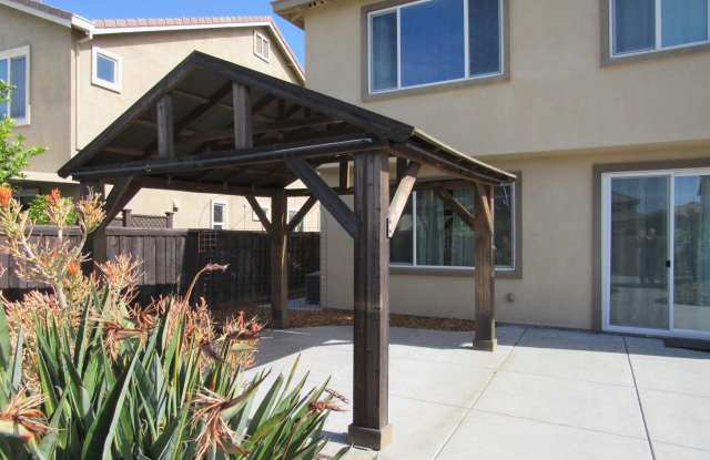 607 Guild Road Gallery 2