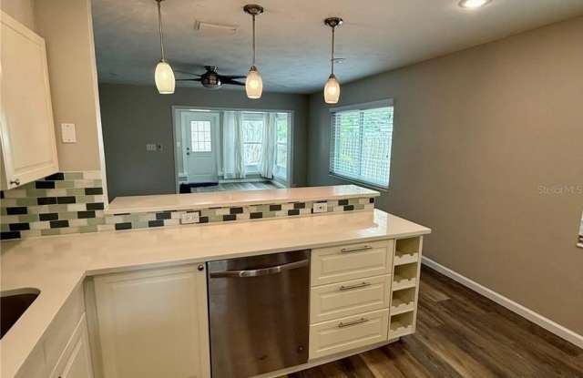 2716 BLOSSOM Drive Gallery 2