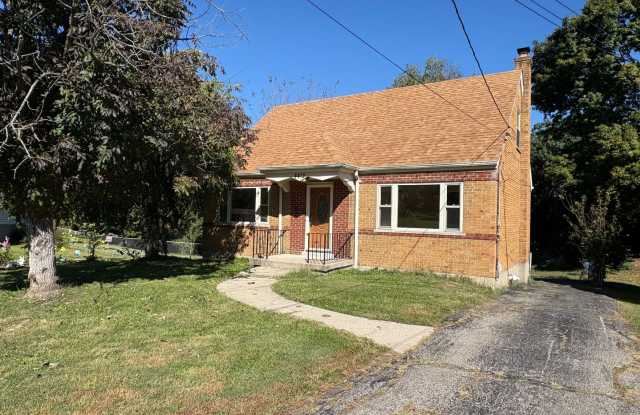 GREEN TWP/OAK HILLS- 3 BEDROOM, 2 FULL BATH Gallery 1