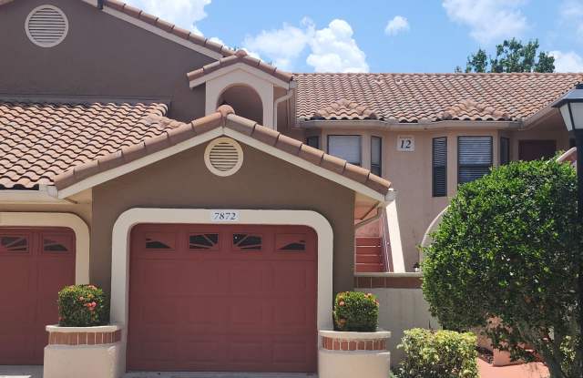 2 bedroom 2 bath Bay Hill condo photos photos