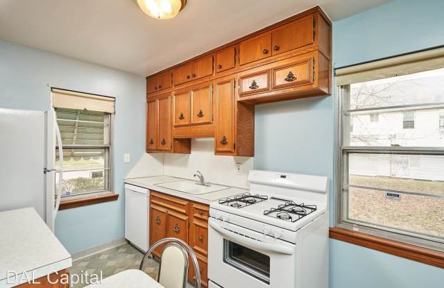 5691 Garfield Avenue Gallery 4