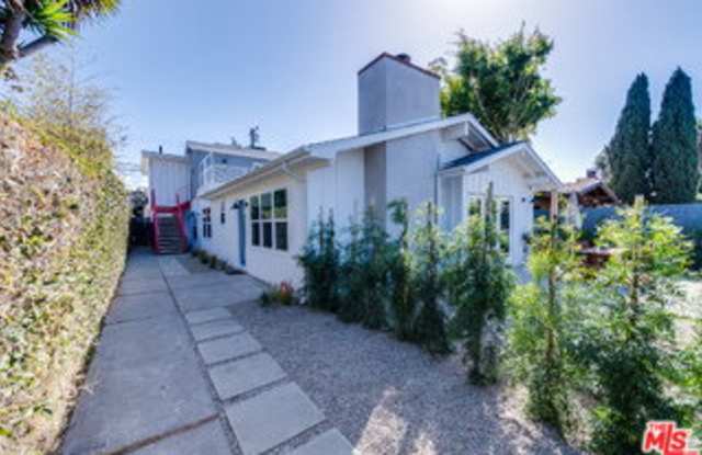 610 Victoria Avenue Gallery 2