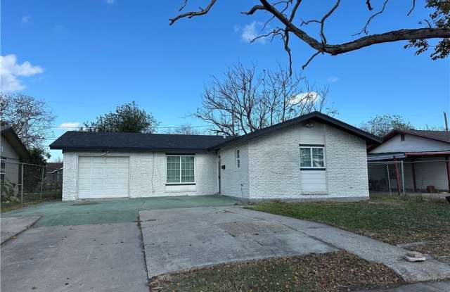 1906 Roslyn Street - 1906 Roslyn Street, Corpus Christi, TX 78416