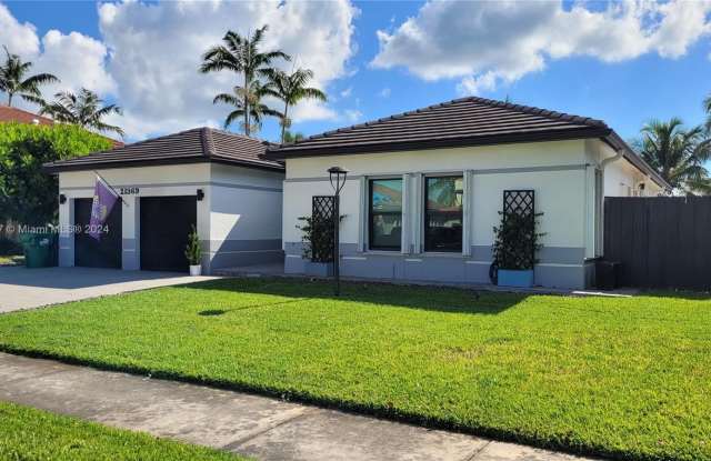 21369 SW 92nd Ave - 21369 Southwest 92nd Avenue, Cutler Bay, FL 33189